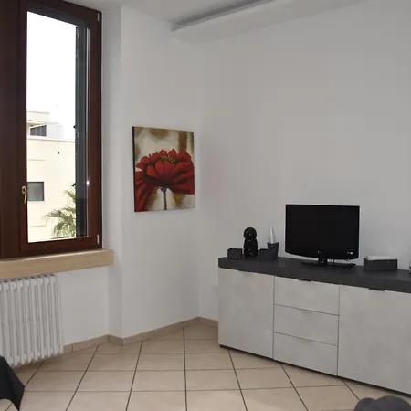 Central House Brindisi Exterior photo
